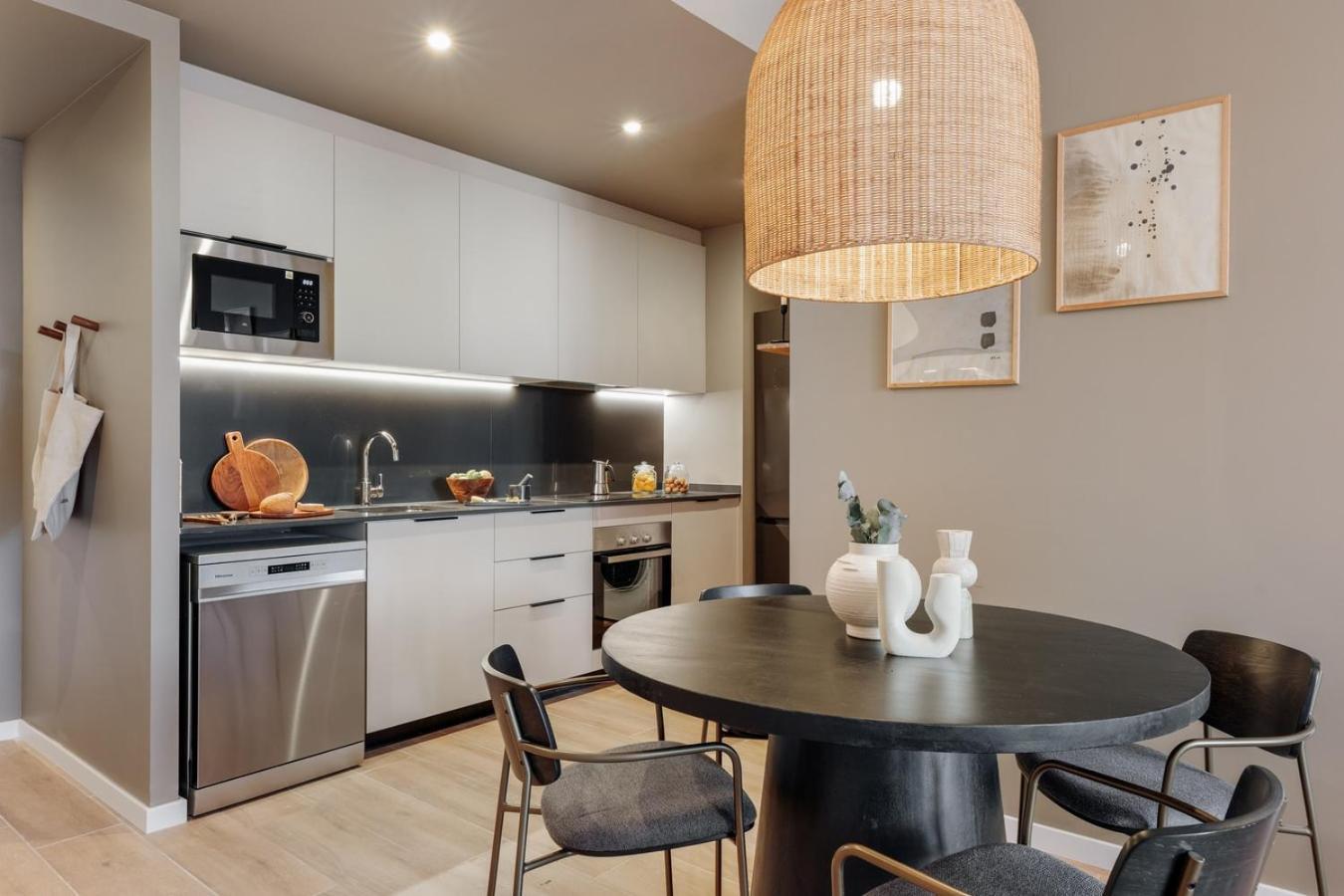 Apartment Miravet - 2 Bedrooms In Sant Antoni *